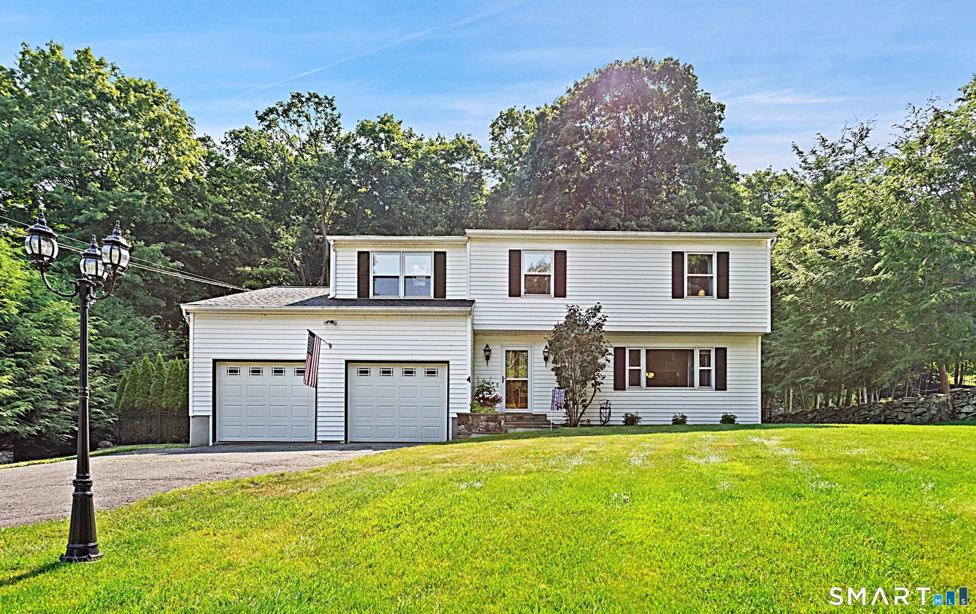 4 Windaway Road, Bethel, CT