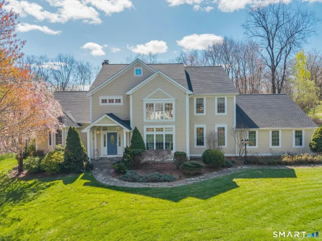 64 Charolais Way