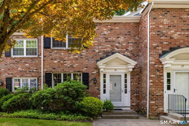 16 Tunxis Village #16, Farmington, CT