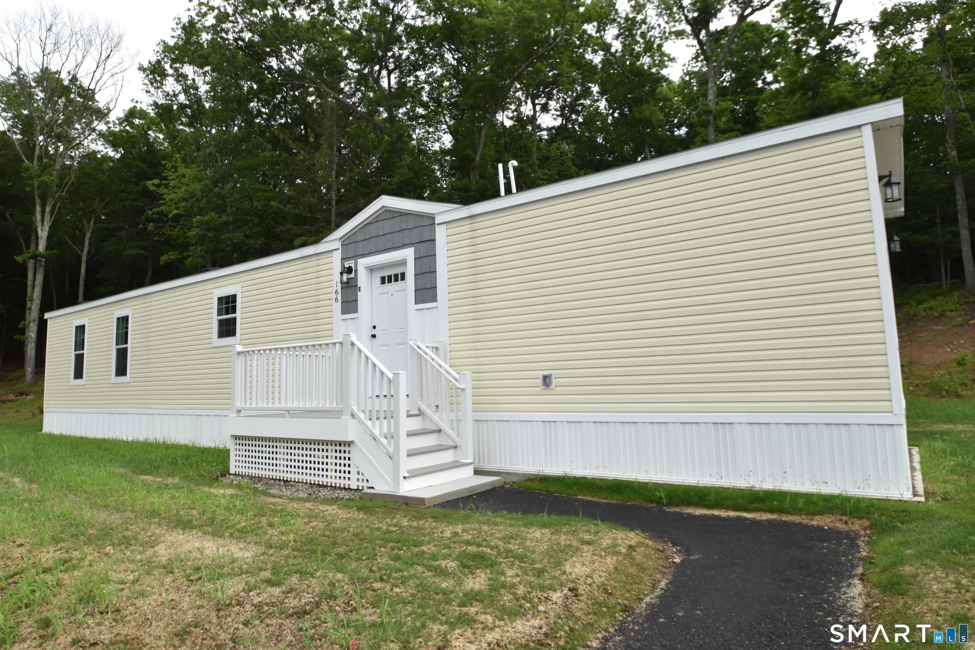 166 Boston Turnpike #E, Bolton, CT