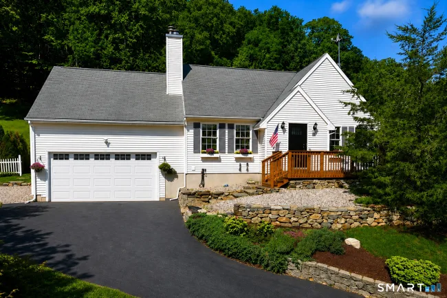 61 Claire Hill Road, Burlington, CT