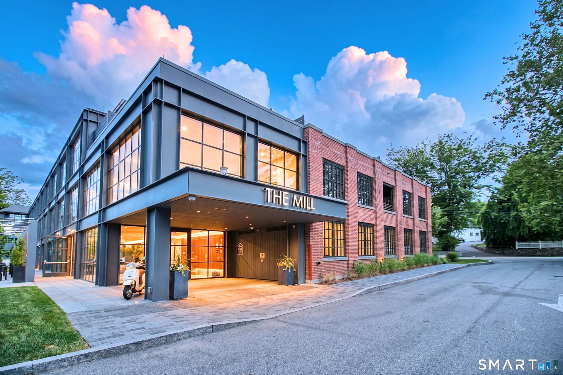 41 Richmondville Avenue #102, Westport, CT