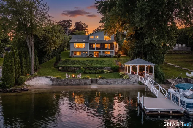 52 Arrowhead Road, Brookfield, CT