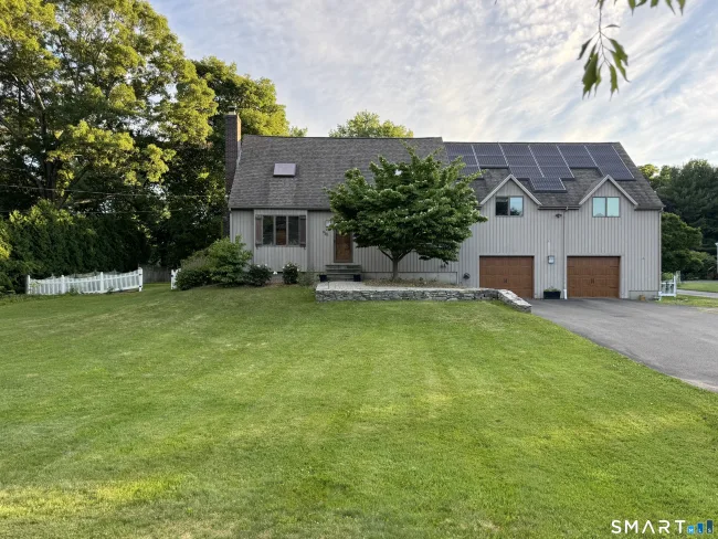 425 Schoolside Lane, Guilford, CT