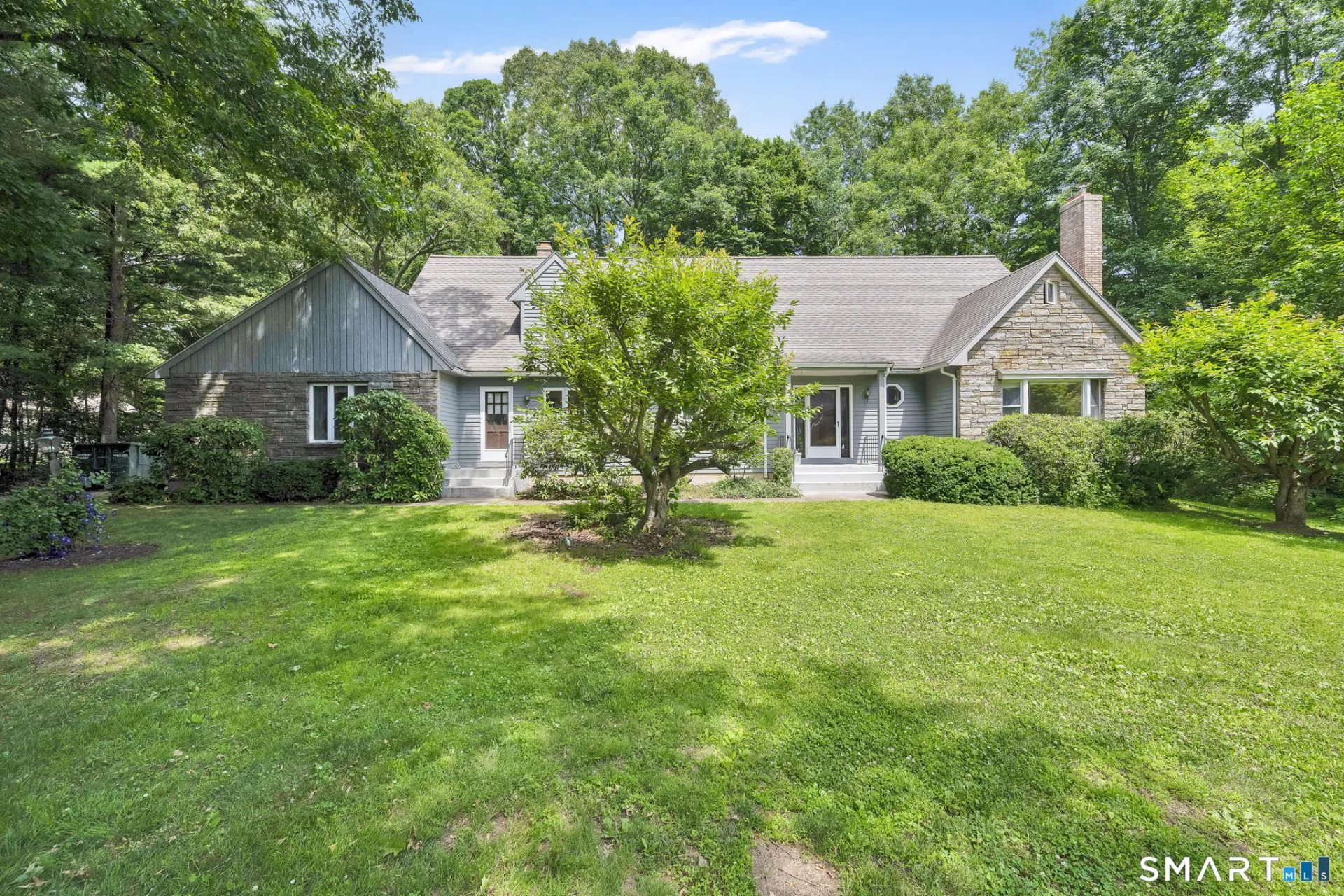 33 Woodmar Circle, South Windsor, CT