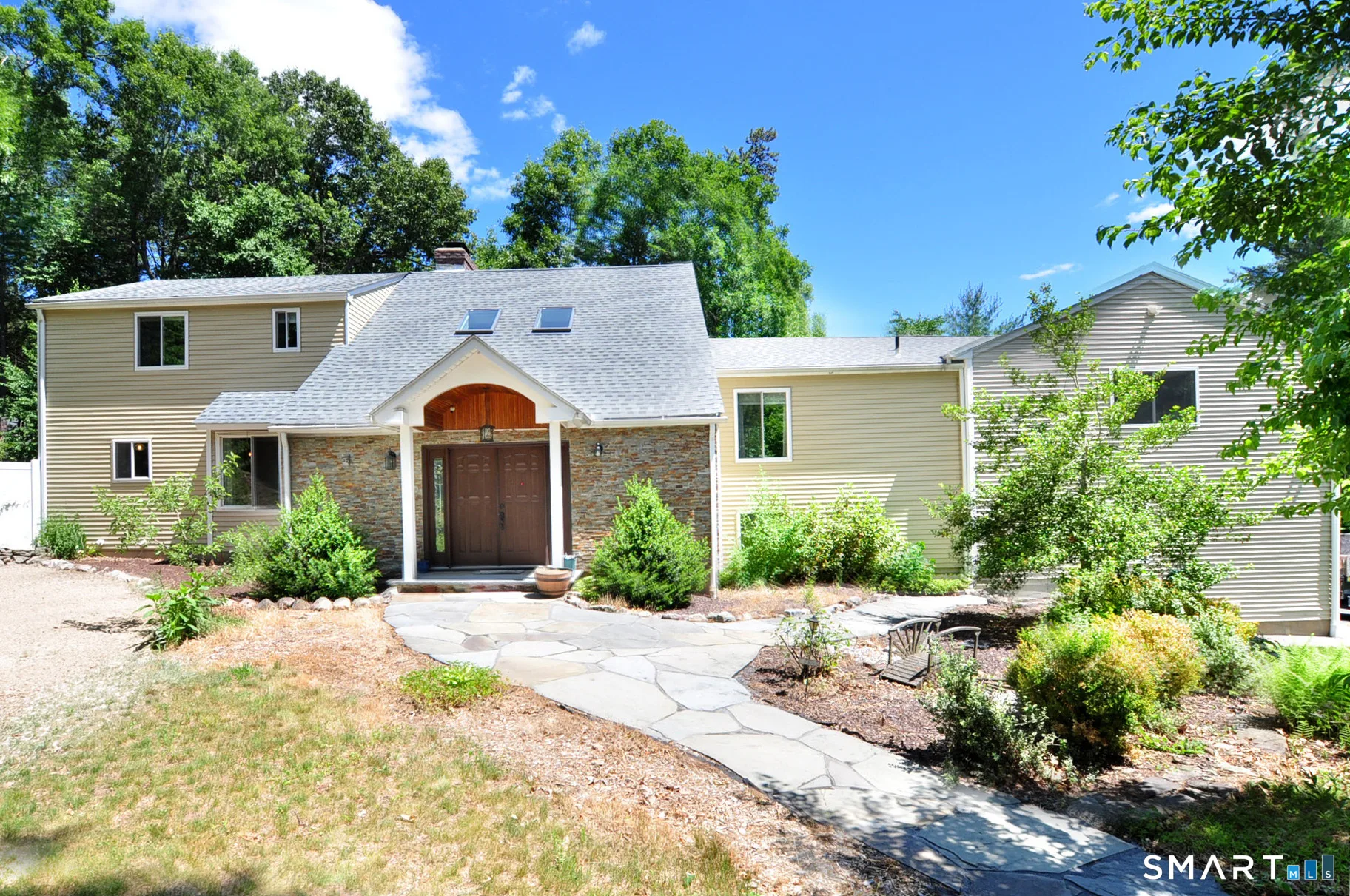 4 Tennyson Drive, Granby, CT