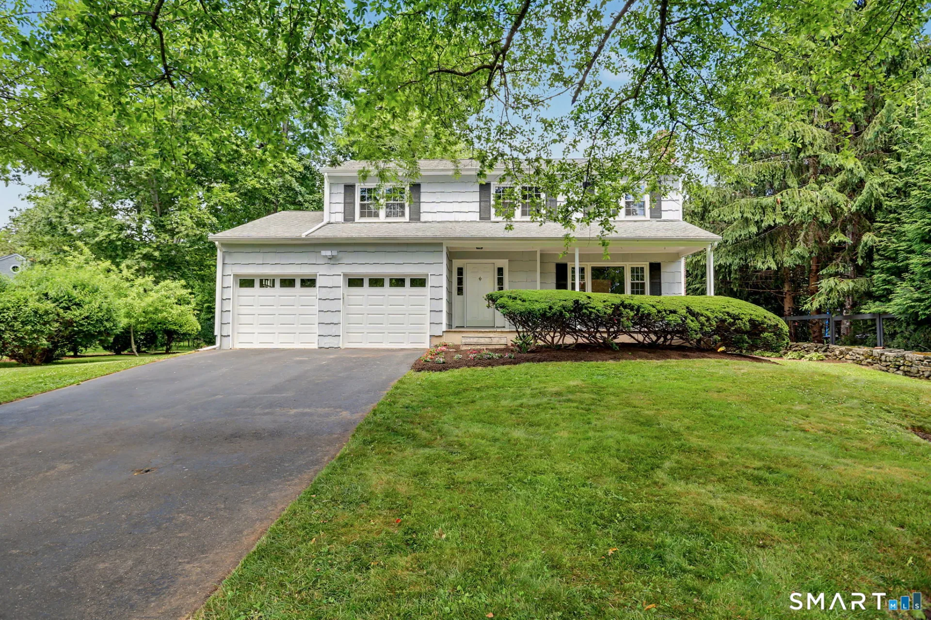 29 Coachlamp Lane, Darien, CT