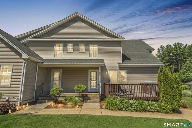 15 Reggie Way #A, East Windsor, CT