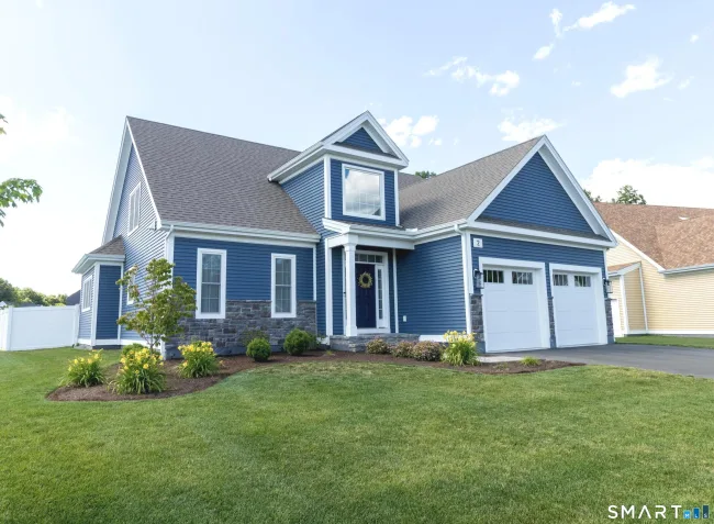 2 Iris Court, Cromwell, CT