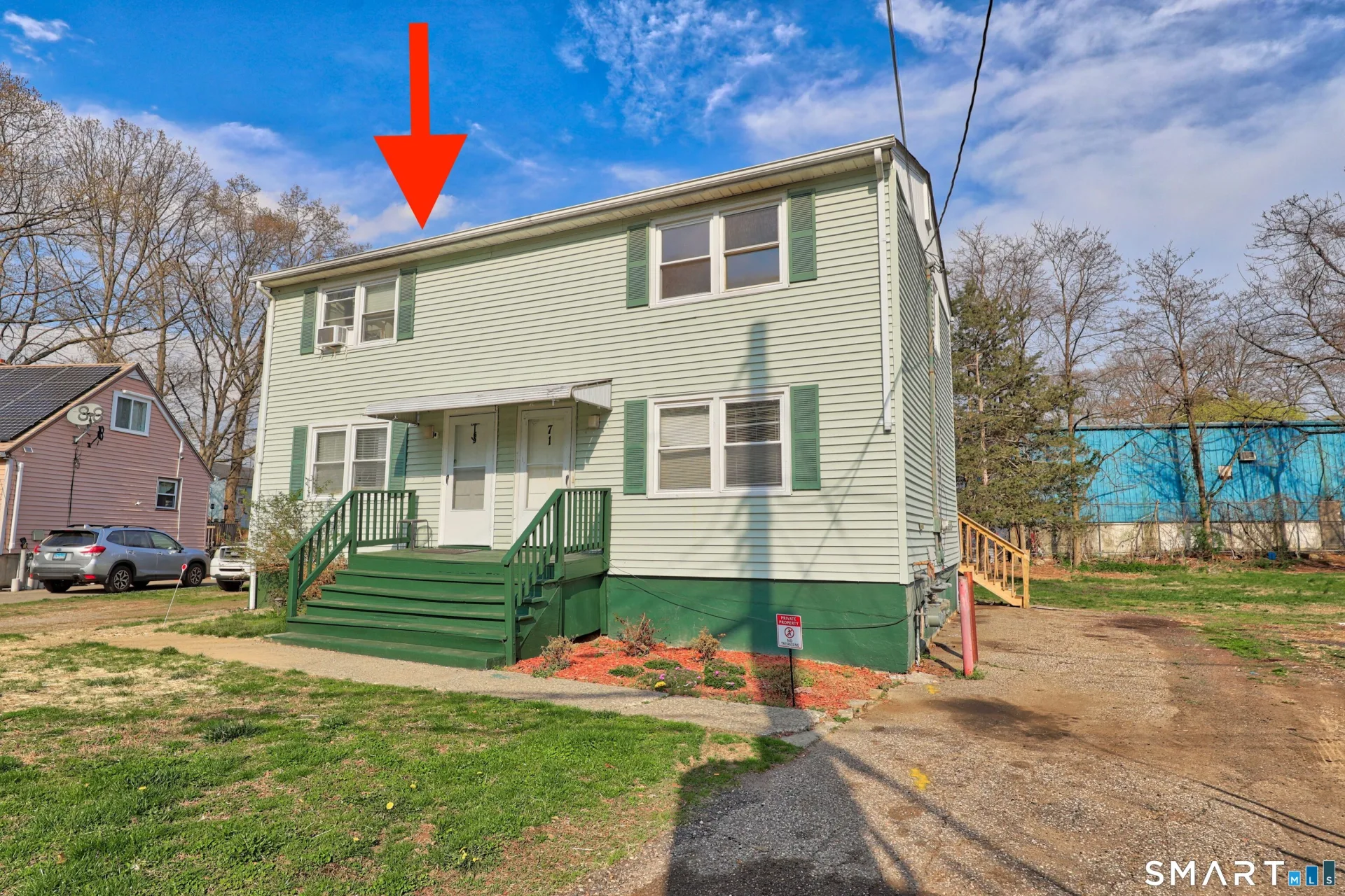69 Sunshine Circle, Bridgeport, CT