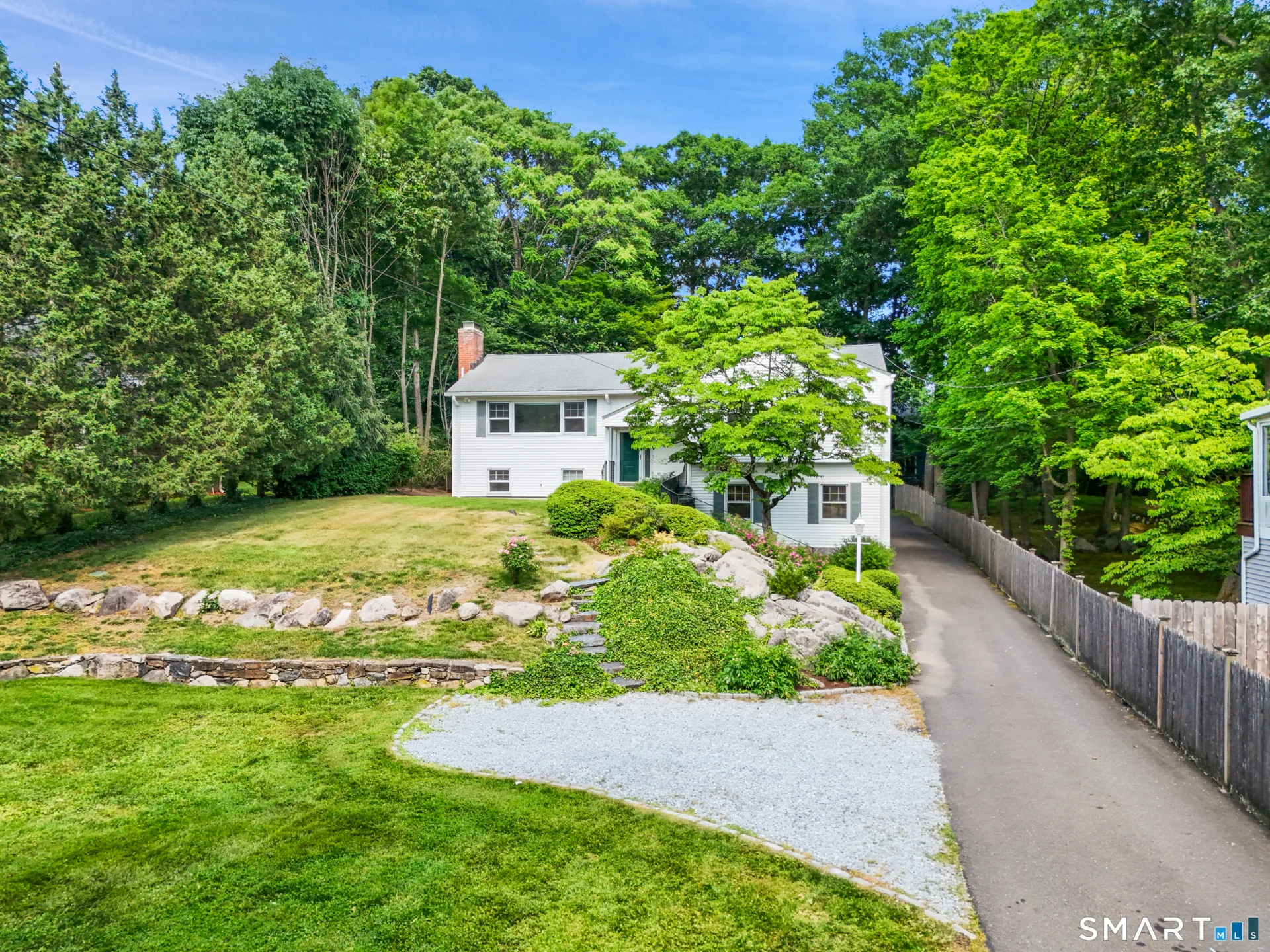 33 Sachem Road, Greenwich, CT