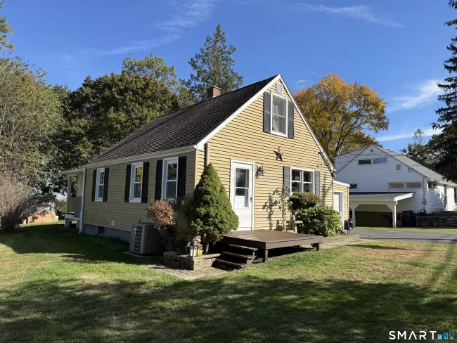 45 Town Hill Road, Plymouth, CT