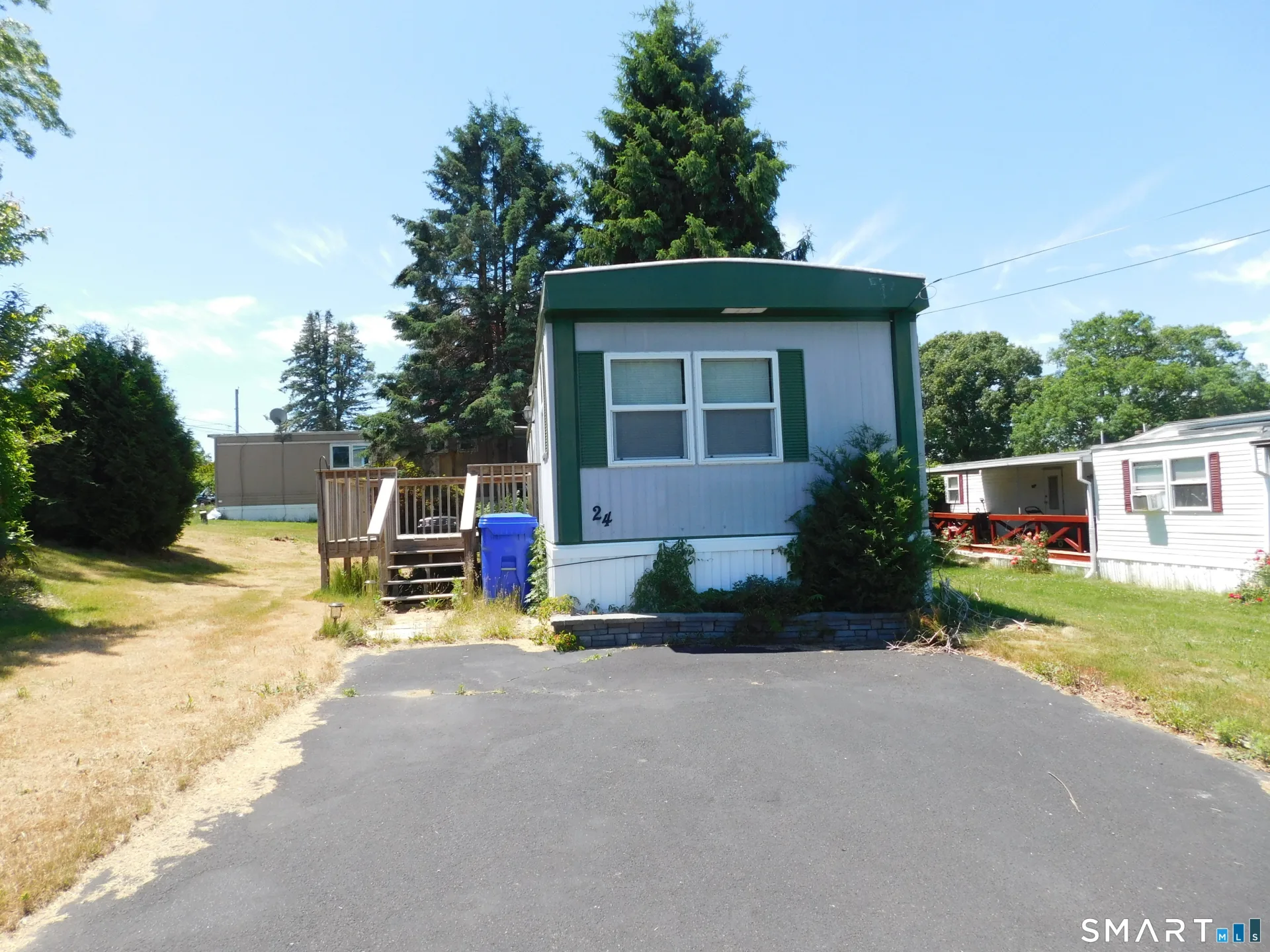 24 E Street, Groton, CT