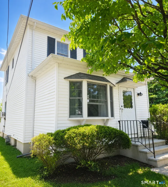 118 Halstead Avenue