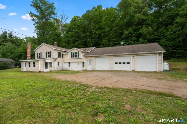185 Hampden Road, Stafford, CT