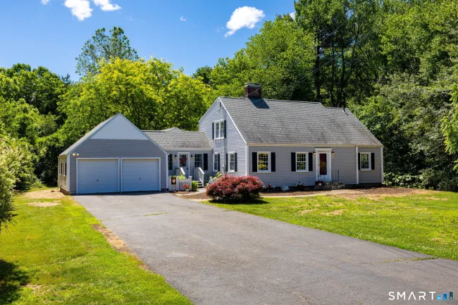11 Sakrison Road, Granby, CT