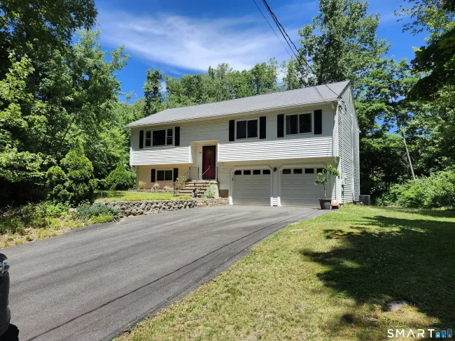 24 Midwood Avenue