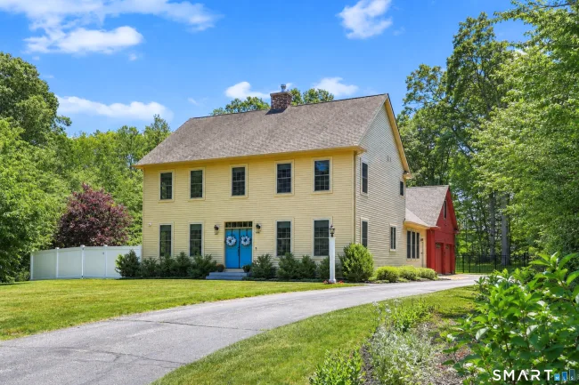 29 Green Valley Lakes Road, East Lyme, CT