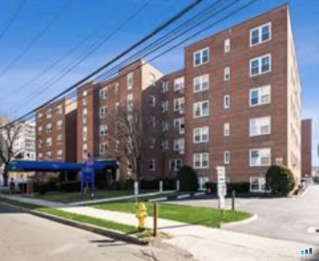 39 Glenbrook Road #5F, Stamford, CT