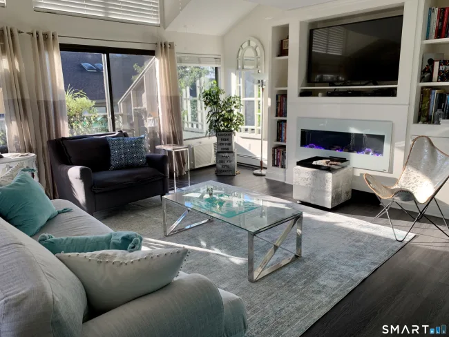 1465 East Putnam Avenue #414, Greenwich, CT