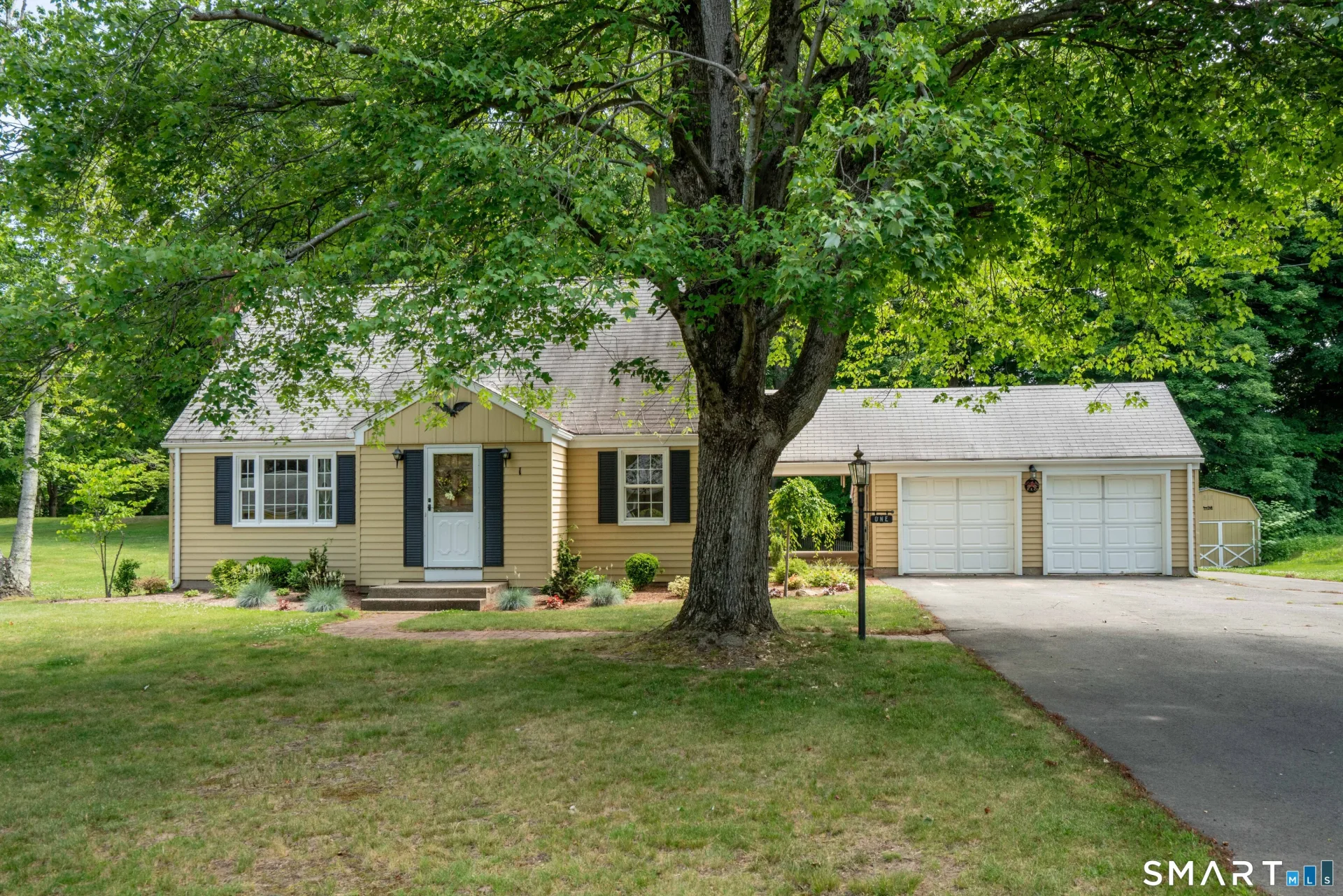 1 Foothills Way, Bloomfield, CT