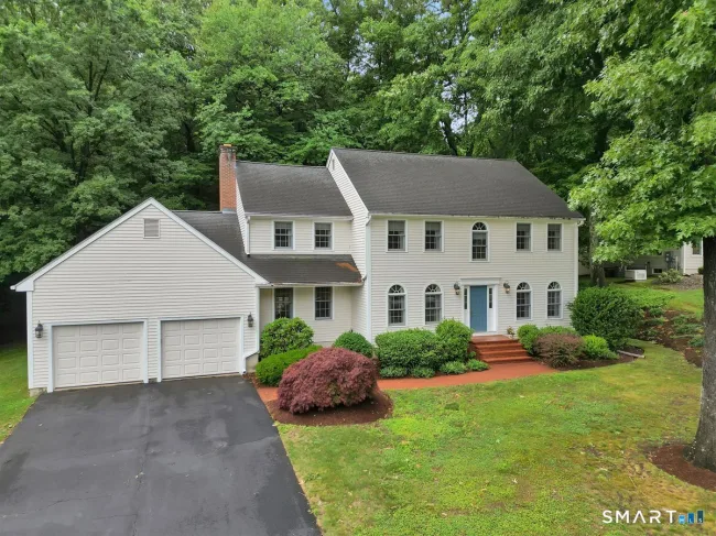 11 Dunne Wood Court