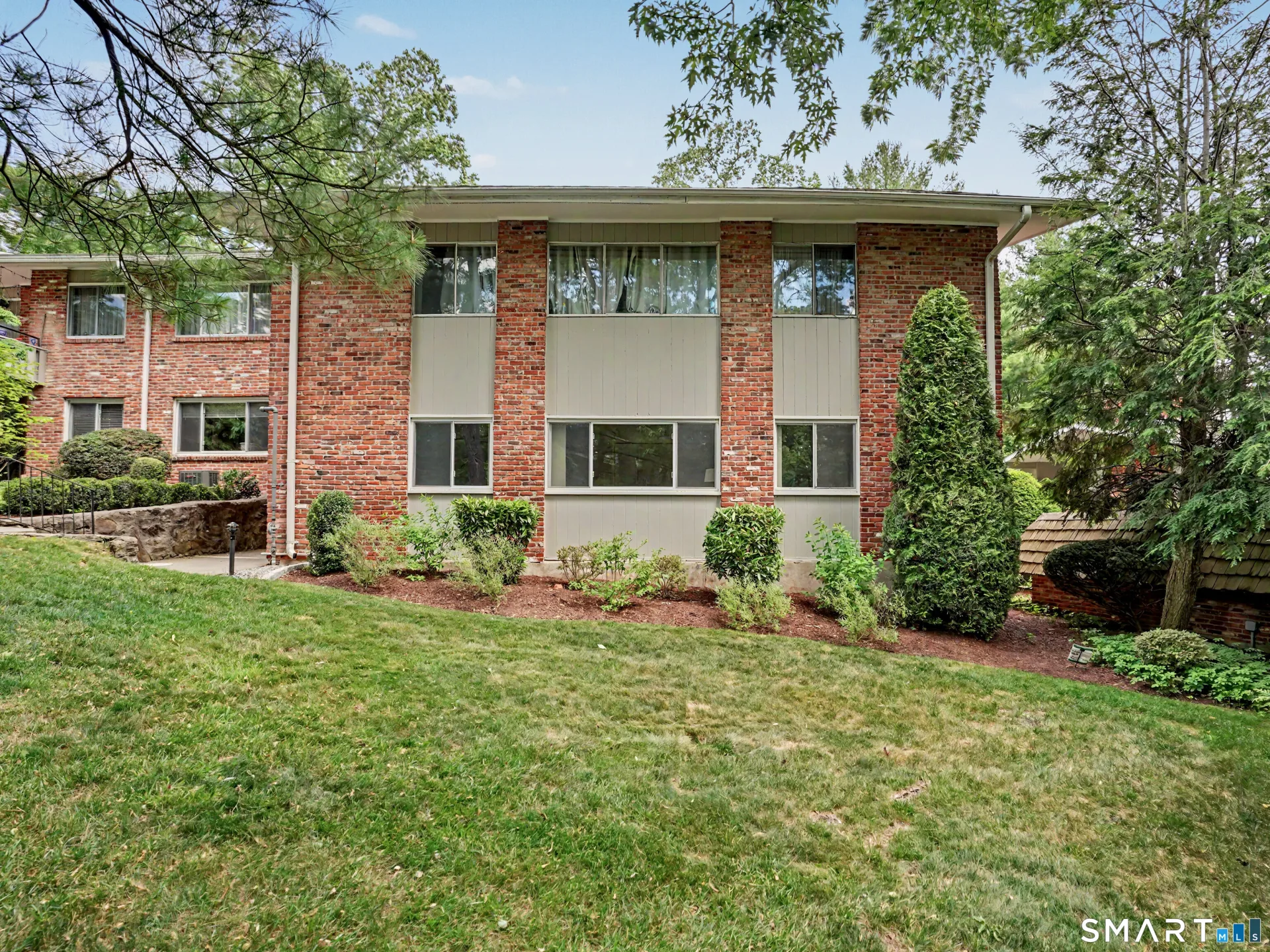 18 Southport Woods Drive #18, Fairfield, CT