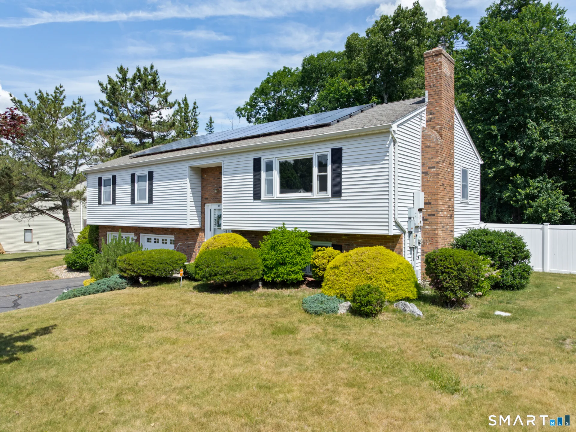 21 Markwood Road, Manchester, CT
