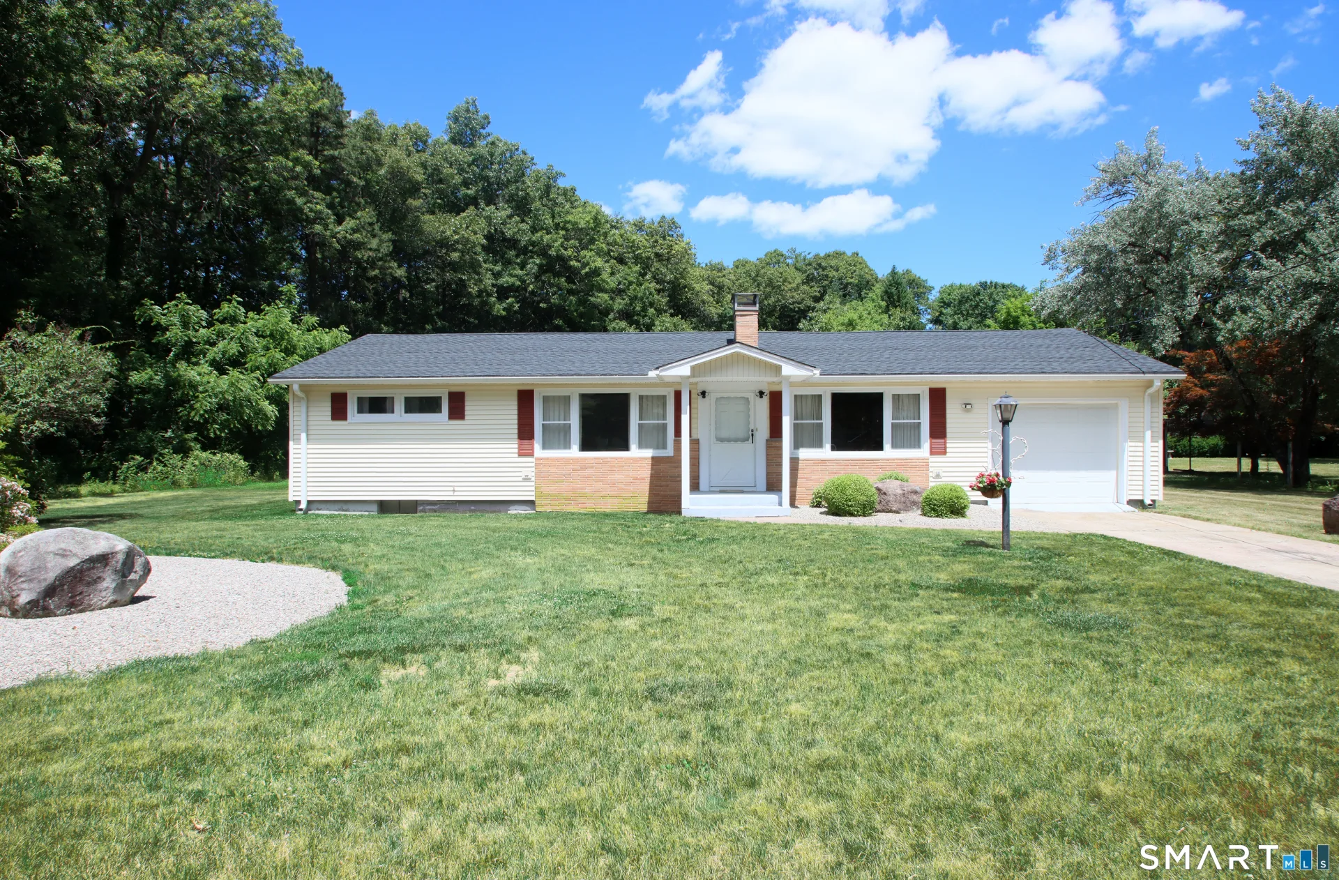 32 Quarry Road, Granby, CT