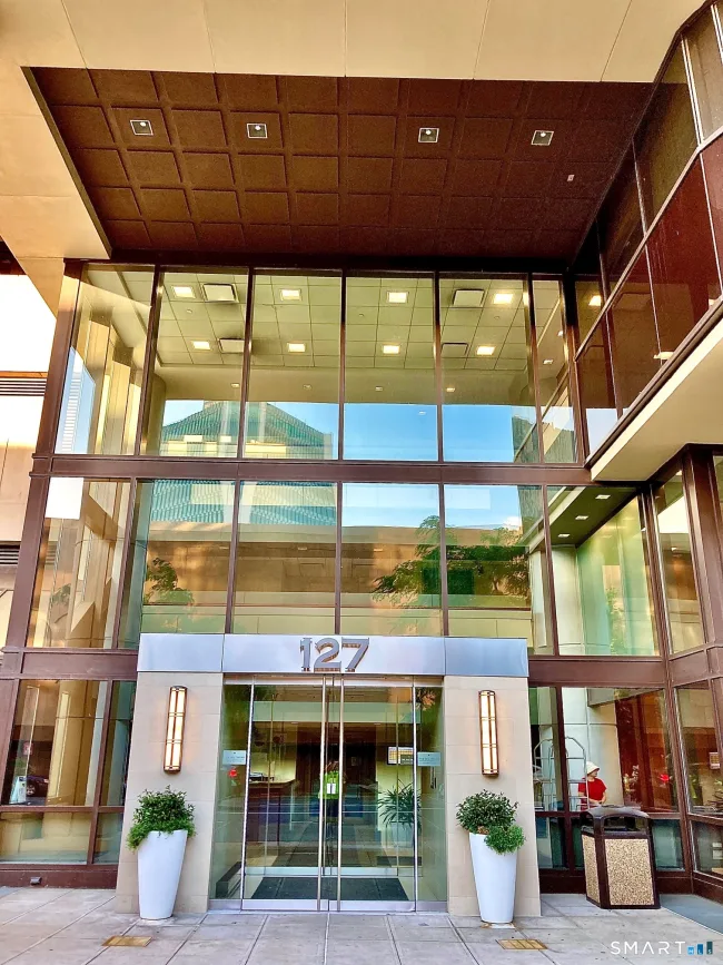 127 Greyrock Place #1508, Stamford, CT