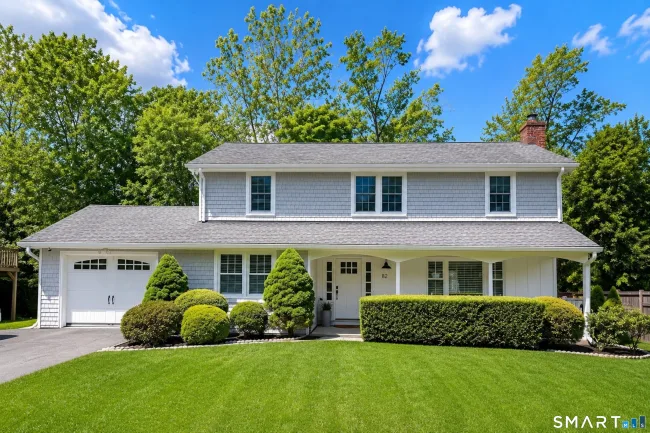 82 Three Lakes Drive, Stamford, CT