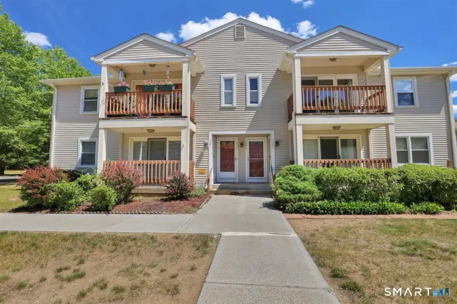 204 Ashmead Commons #204