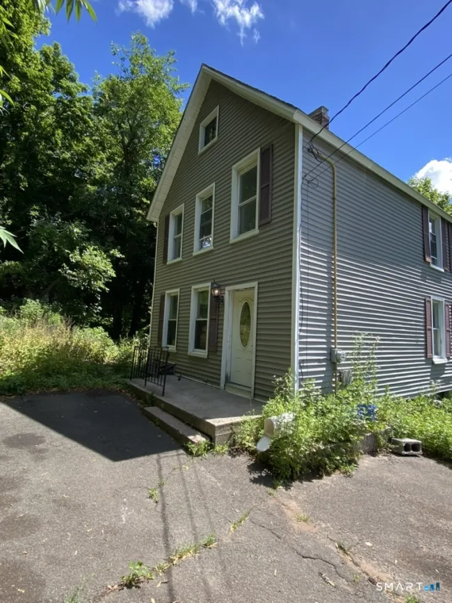 14 Brown Place