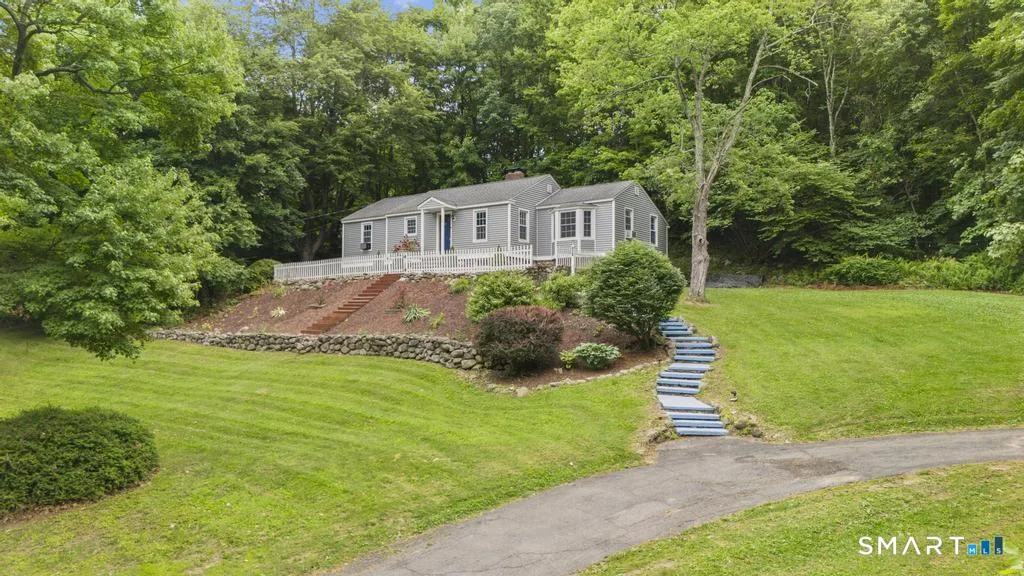 115 Salem Road, Prospect, CT