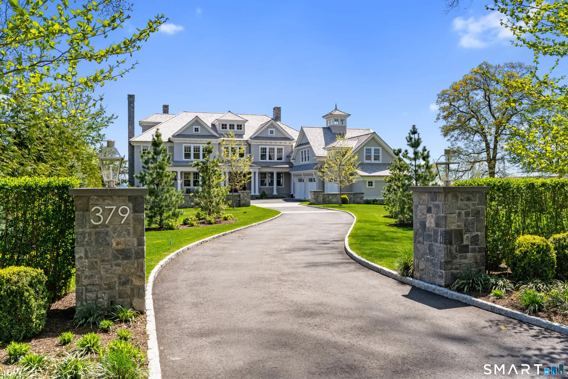 379 Ocean Drive, Stamford, CT