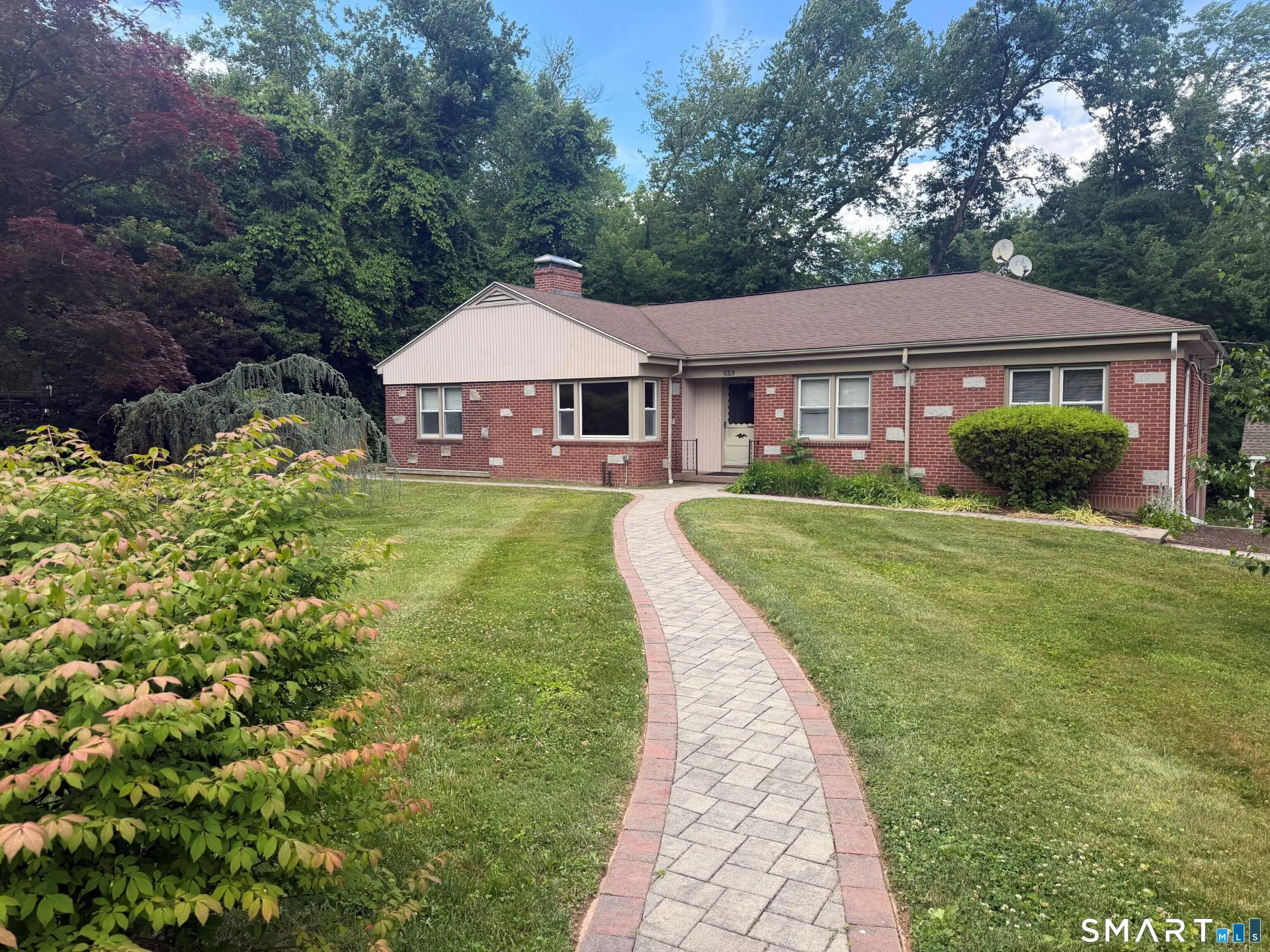 659 West Woods Road, Hamden, CT