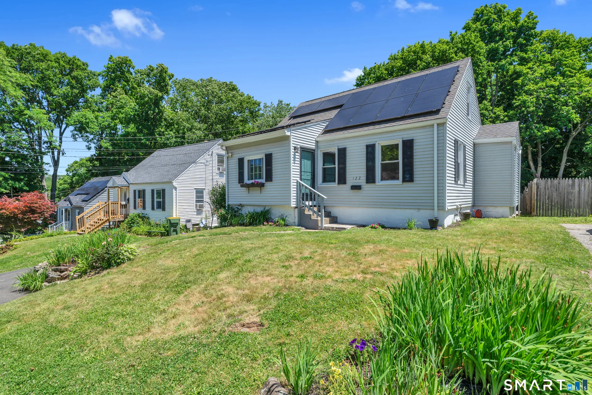 122 Macarthur Drive, Waterbury, CT