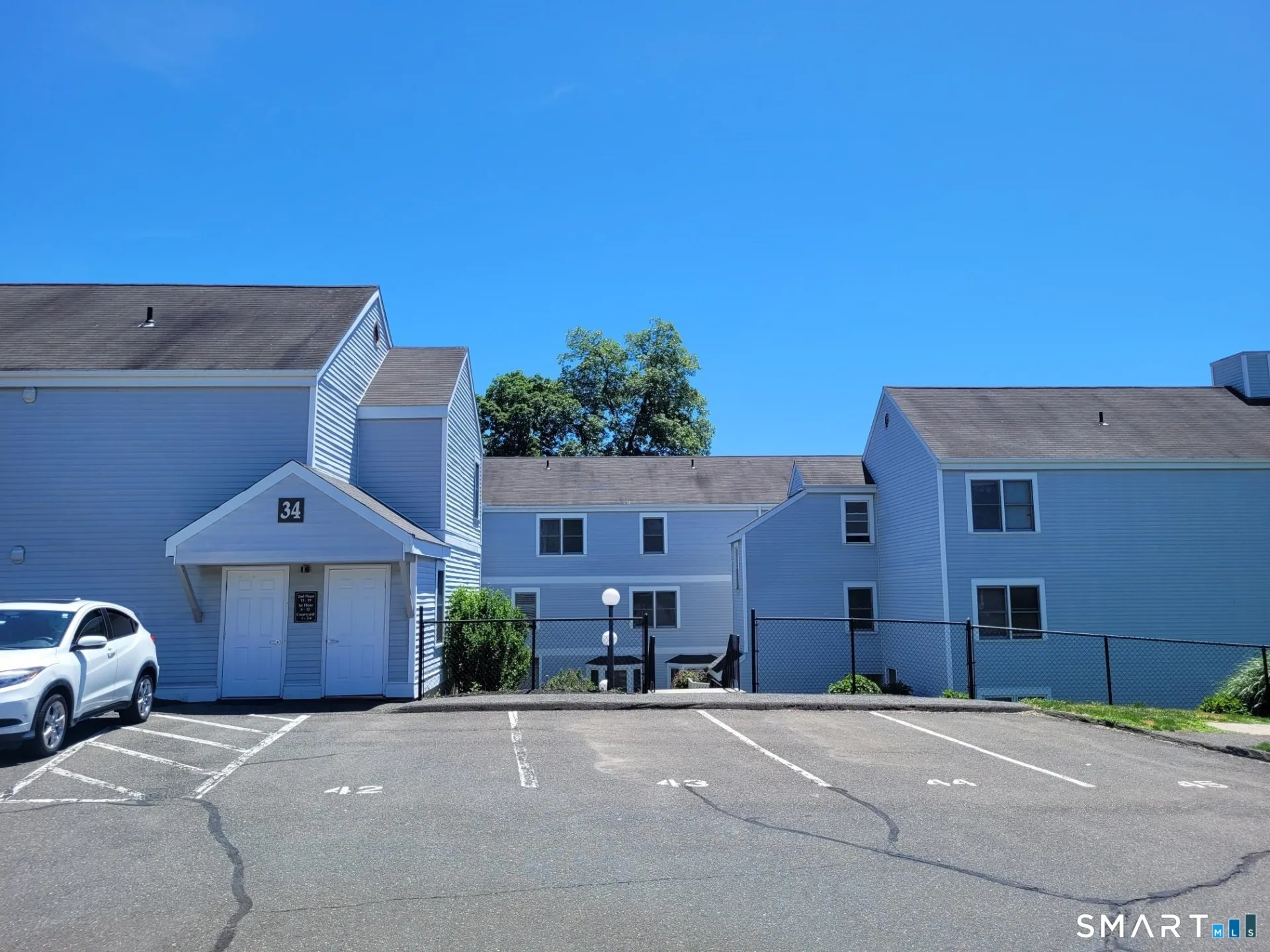 55 Mill Plain Road #34-3, Danbury, CT