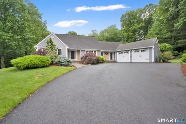 213 Lincoln Drive