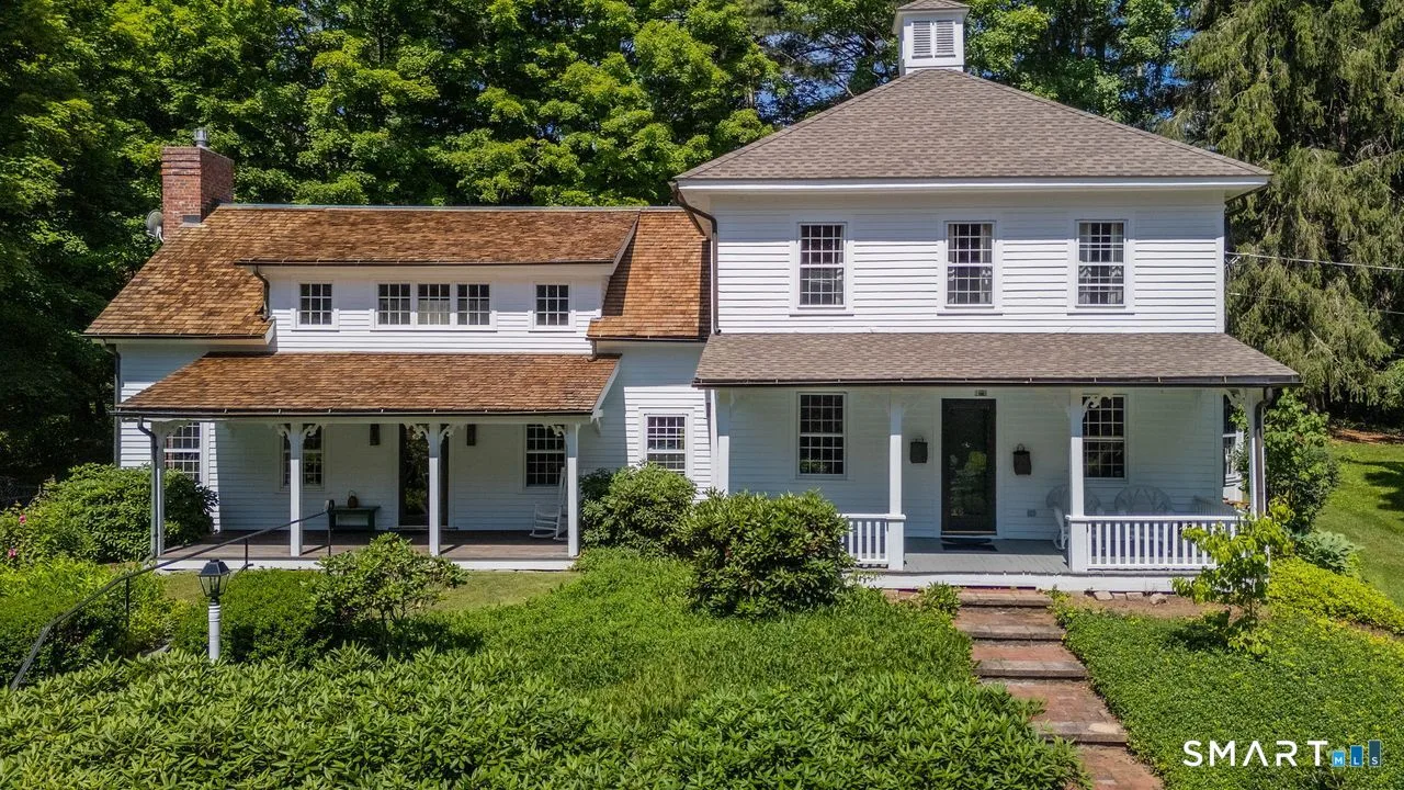40 Ruffin Road, Woodbury, CT
