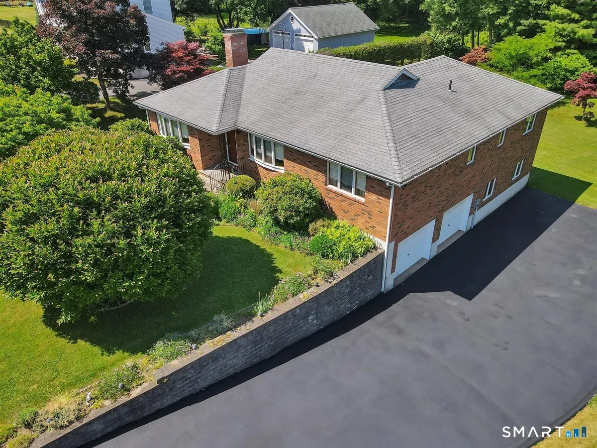 79 Orchard Street, Glastonbury, CT
