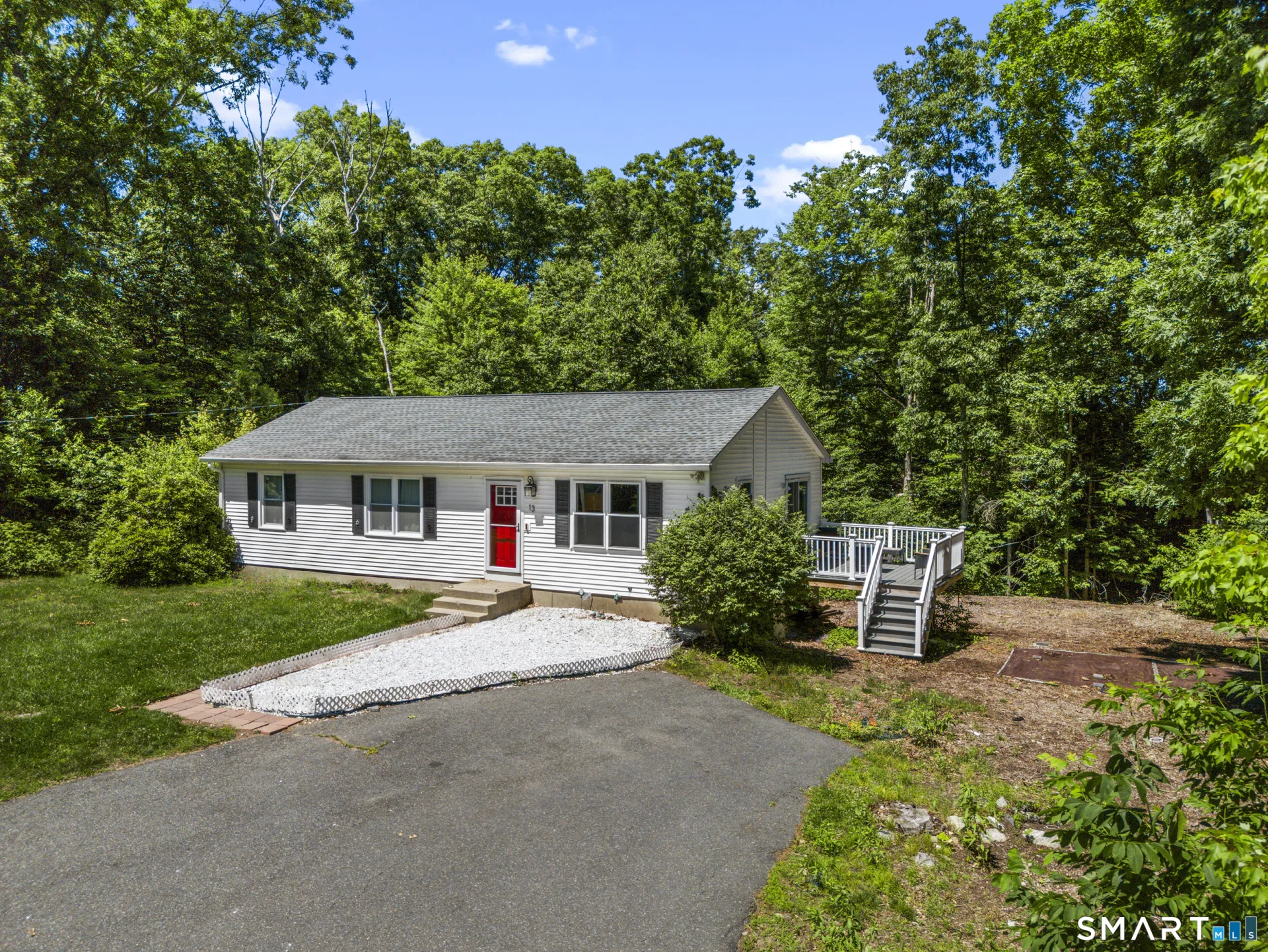 13 Route 6, Columbia, CT