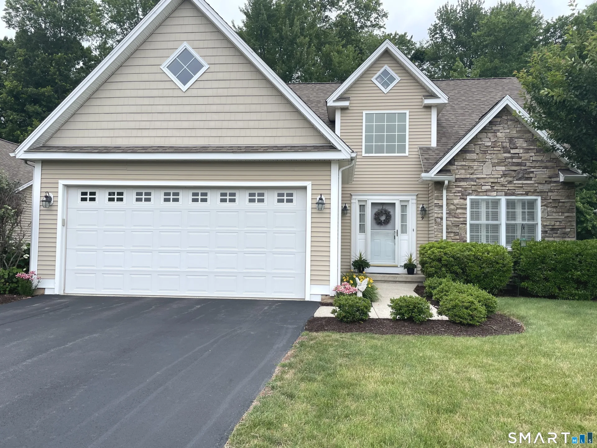 9 Streamside Lane #9, Berlin, CT