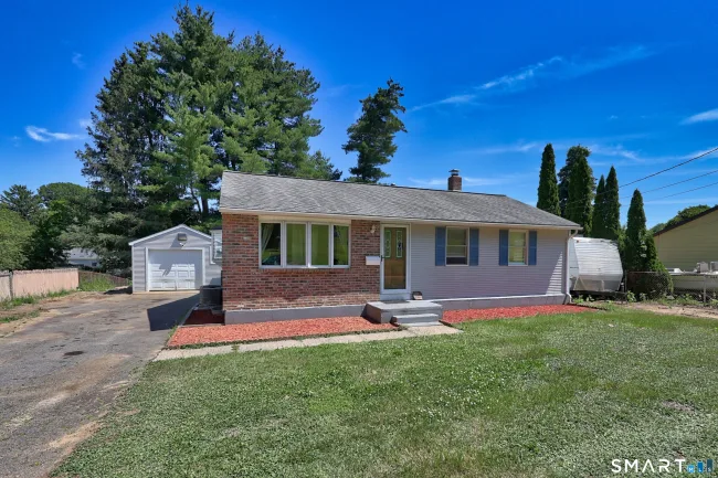 28 East Plymouth Road
