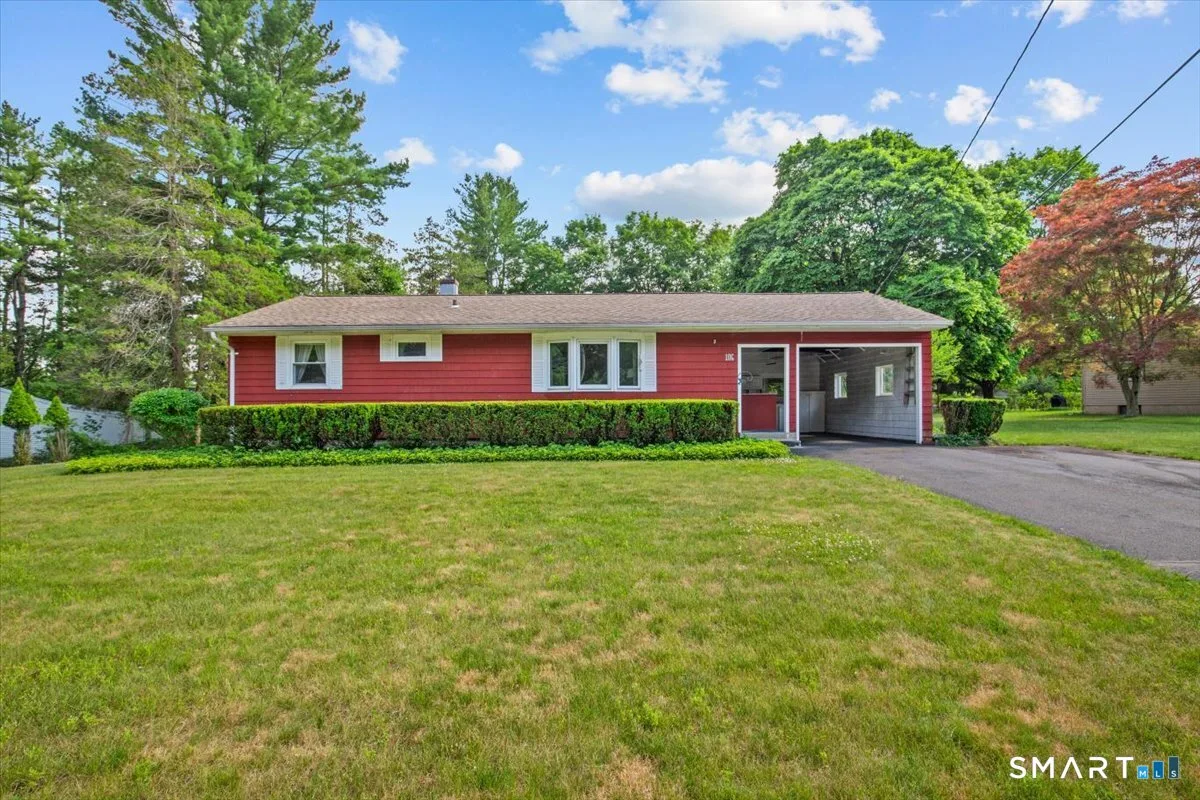 106 Ridgewood Road, Wallingford, CT