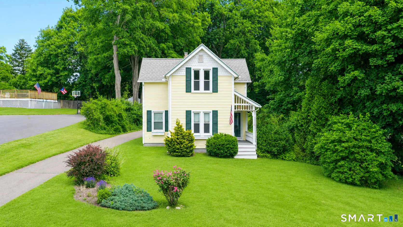 11 East Orchard Street, Plymouth, CT