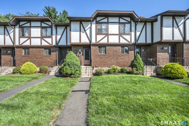 205 Cedar Hollow Drive #205