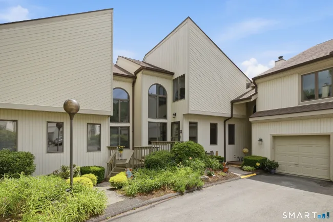 12 Spindle Hill Road #2C