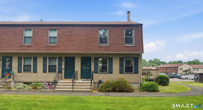 49 Bay Path Way #49