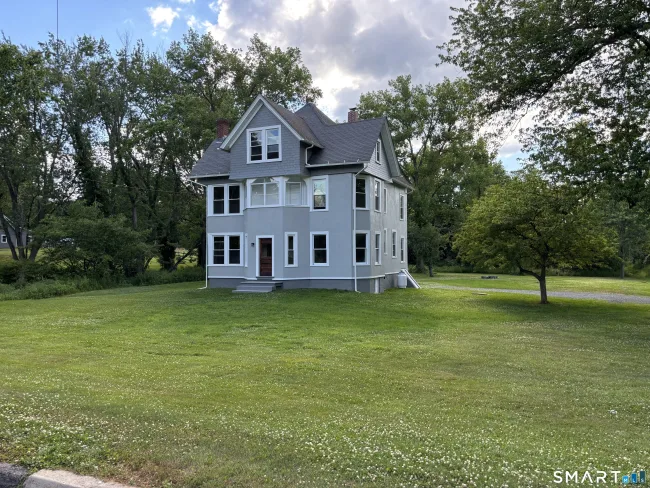 951 Main Street